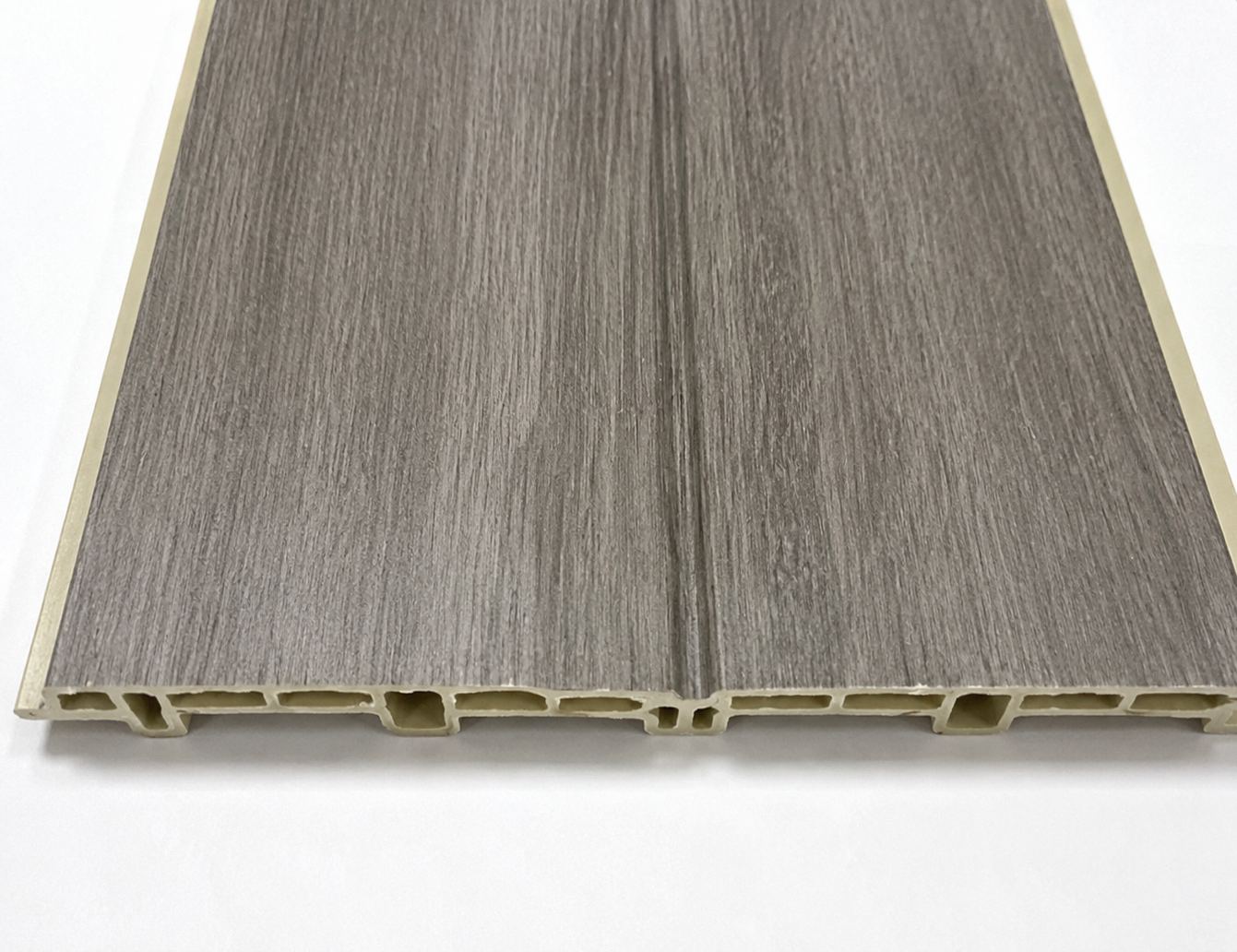 14 MM Flat WPC louver profile